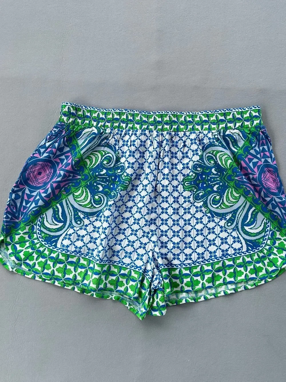 🎉5 for $45🎉Jealous Tomato shorts size L